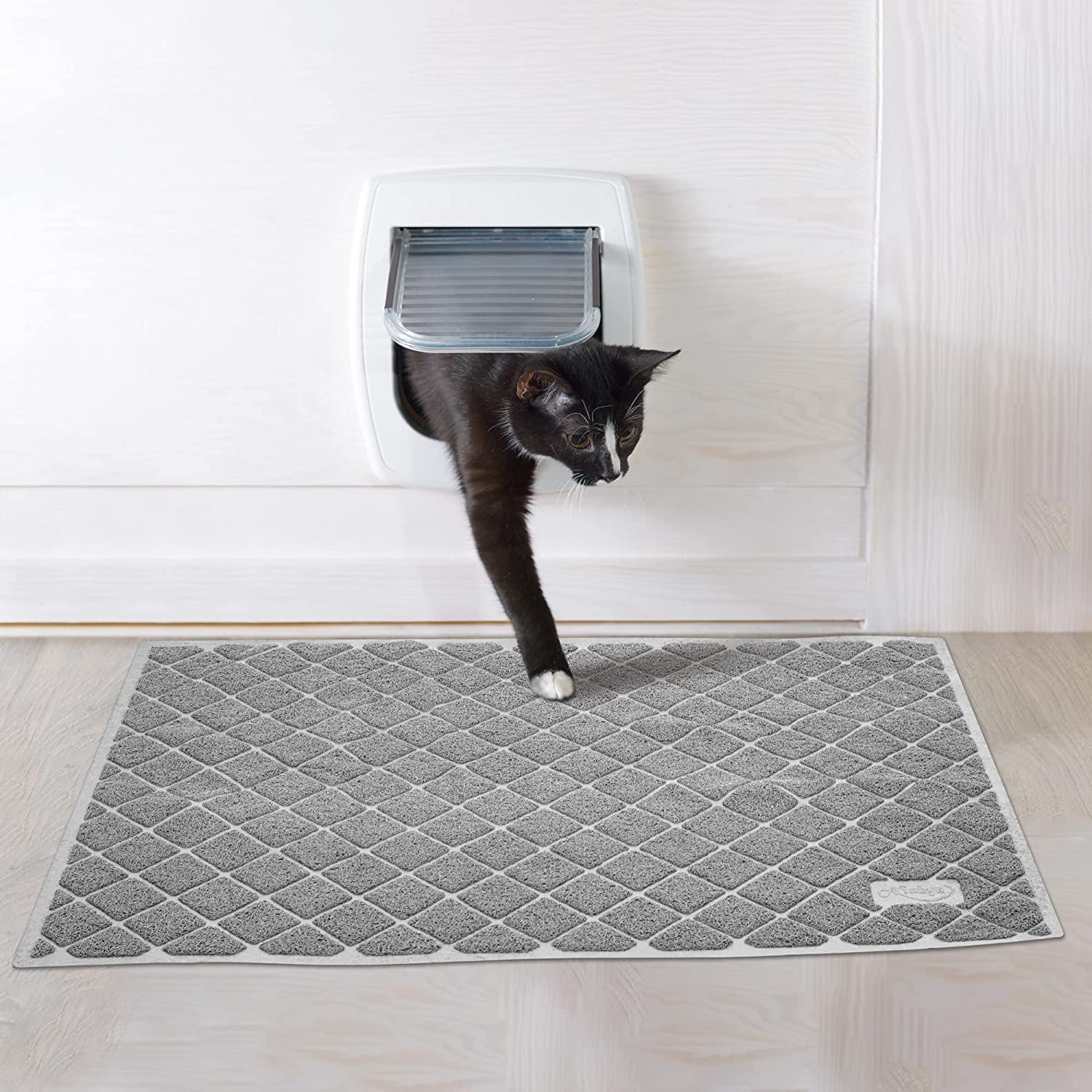 Premium Cat Litter Mat With Non-Slip and Waterproof Backing